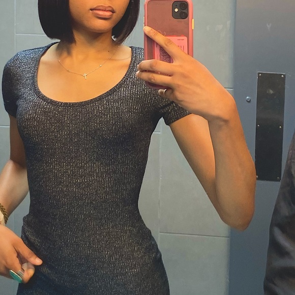 Forever 21 Grey Midi Dress 💙 - Picture 2 of 3